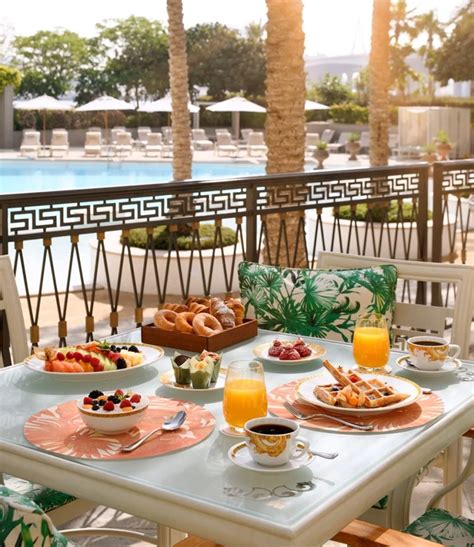 versace seafood buffet|Giardino Palazzo Versace Dubai .